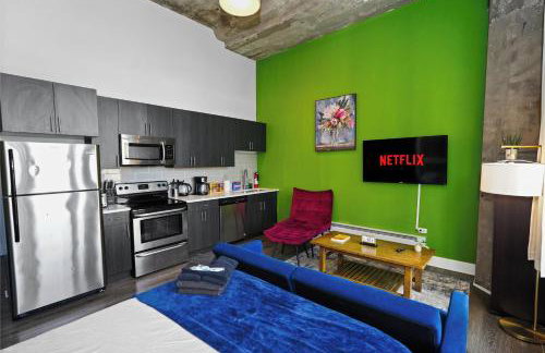 McCormick Place Studio with optional parking and sleeps up to 4 - Foto 2