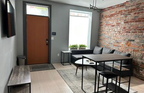 Cozy Apartment in Historic OTR - Foto 8