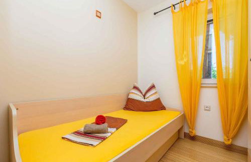 Holiday home in SvetiVidDobrinjski - Insel Krk 42199 - Photo 2