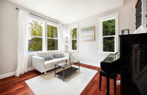 Redmond Modern 3BR Retreat Near Microsoft - Foto 10