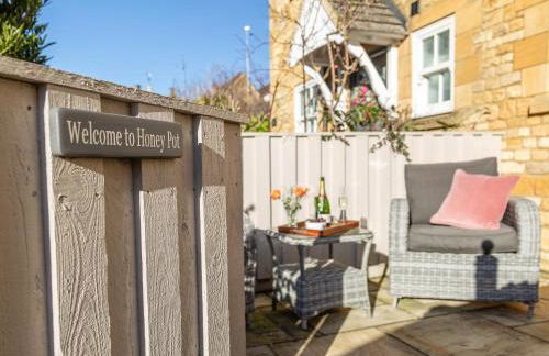 Honey Pot, Chipping Campden, parking, garden, late check-out - Photo 31