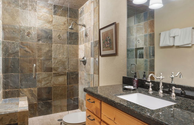 Tamarack Townhomes - CoralTree Residence Collection - Photo 67