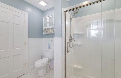 Pet-Friendly Home with Gazebo Minutes to Beach! - Foto 15