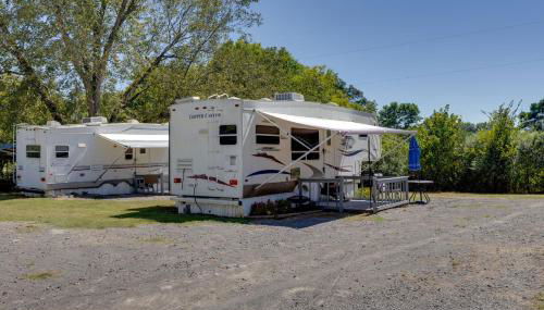2 Mi to Lake Guntersville Peaceful Camper Home - Foto 2