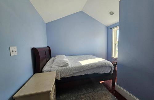 Two Story Queen Primary - Foto 20