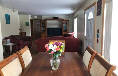 Lakeside Snowmobile - Ski Villa, 4BR 2BA, sleeps 10 - Foto 12