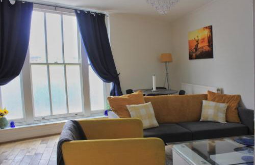 1 bedroom apartment near Clapham North and Clapham High Street station - Foto 2