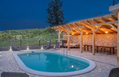 Villa Nesa - beautiful guest house at continental Croatia with Outdoor swimming pool, Sauna and 3 Bedrooms - Foto 11