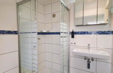 CJS Apartments - Chill or Drive am Nürburgring, new Box Spring Beds, new furniture, WLan, Spacious Rooms, Quiet Location - Foto 33