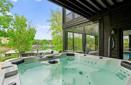 Luxury Lakefront Stay Private Dock, Indoor/outdoor Pool The Retreat - Foto 31