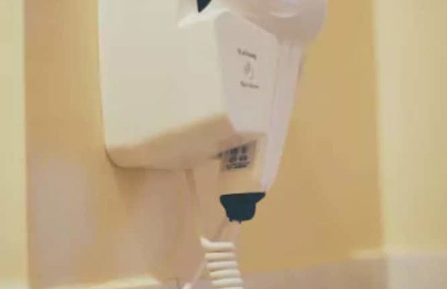 2 Bedroom Suite near Kensington Market - Unit 1 - Photo 9