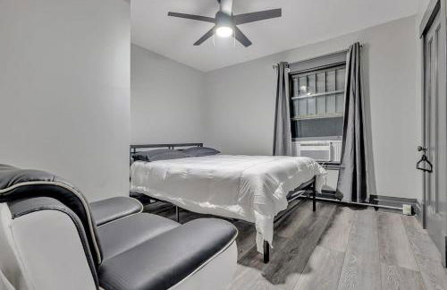 Renovated 6BR 2BA Minutes from Falls and Casino - Photo 7