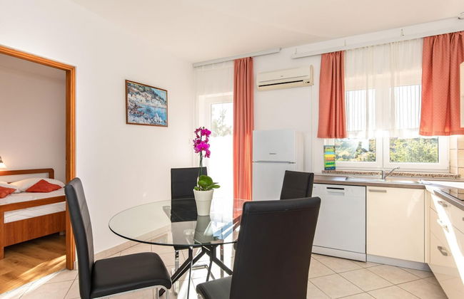 Scenic Elegant Apartments Krk With Balcony and Pool - Photo 20