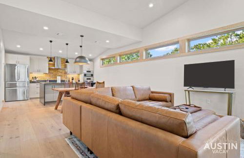 SoCo 1BR/1BA King Suite + Sunroom Porch, Near Zilker Park by Austin Vacay - Foto 16