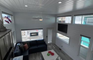 Guitars & Tiki Bars, Roadrunner Resort - Foto 8