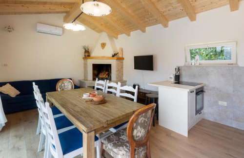 Luka's house - Photo 17