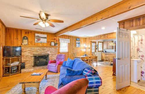 Private Dock and Beach! Lake Norman Cottage Hideaway - Foto 6