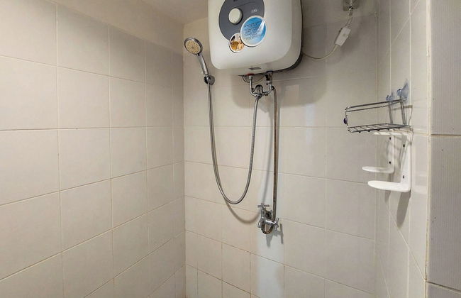 Good And Restful Studio (No Kitchen) At Sentraland Medan Apartment - Foto 9