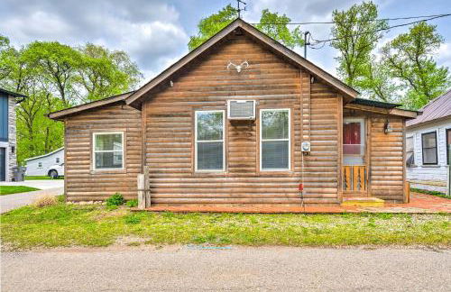 Historic Cabin Retreat Steps to Okoboji Lake - Foto 24