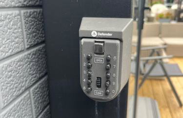 Sunset Retreat Cabin, Private Hot Tub with Mini Cinema Projector & Garden views - Foto 19