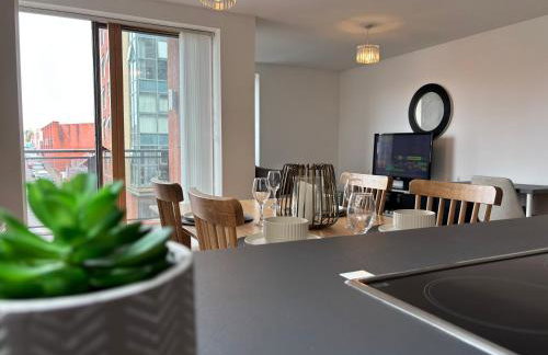 LUX 2bed City Centre and AO Arena Free Parking Modern Apt - Foto 5