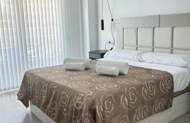 Diana Apartment - Terrace and Pool - 80m from the Beach - Foto 3