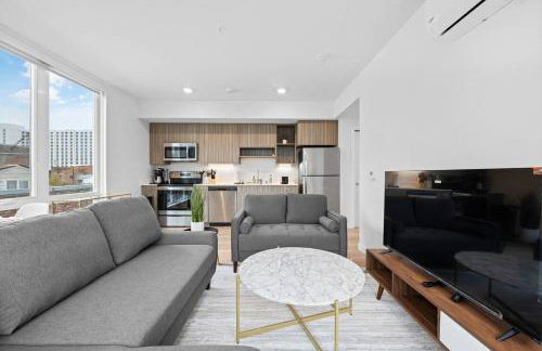 Charming 2BD2BA Apt Near DT-PetFriendlyWiFi - Foto 1