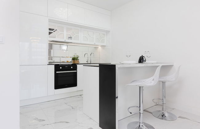 Elegant Apartment Warsaw by Renters - Photo 22