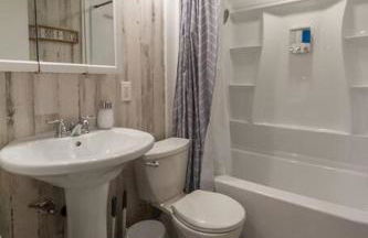 Adorable 2 BD 1 BTH Home Minutes Away from Gonzaga - Foto 6