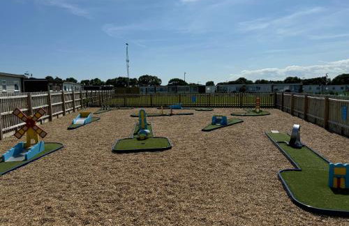 115 Modern South Facing Chalet on Sunbeach in Scratby Near Great Yarmouth - Foto 20