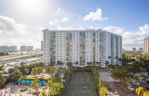 Sunny Isles Ocean Reserve Condo Apartments - Foto 29