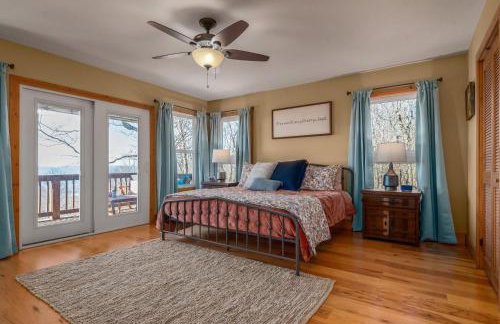 Ozark Retreat with Mountain Views Fire Pit & Deck - Foto 7