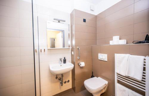 Rooms 23 - FLOK Petrova - Photo 55