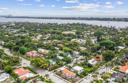 Sunny 4BR Getaway Pool & Private Guest Suite - Foto 50