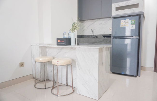 Comfy And Homey 2Br Transpark Cibubur Apartment - Foto 13