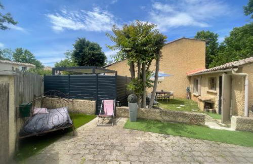 Jolie petite maison Avignon - Montfavet - Photo 11