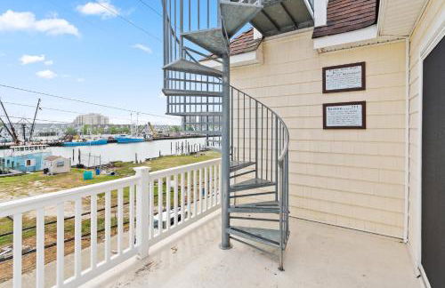 ❤️ The Top End Townhomes with Stunning Views On One-Of-A-Kind Rooftop Deck! WOW! - Foto 6