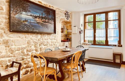 Maison au coeur de MARCOLES, 2ch, 4pers, jardin - Foto 1