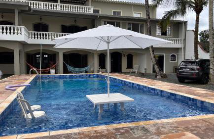 Carnaval a partir 5 diárias - 15 pessoas- Linda Casa de praia com Super piscina 12x5 Novinha com 3 níveis, Wi-Fi, Tv led,jardim , churrasqueira completa - Photo 32