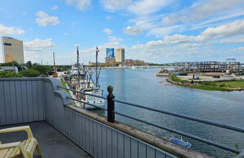 DO with AC Waterfront Marina Penthouse - Foto 15