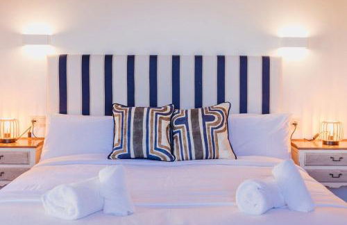 Villa renovada vista al mar y piscina climatizada - Foto 26