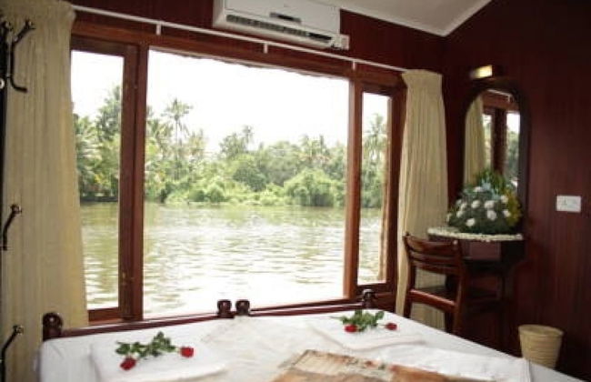 GuestHouser 3 BHK Houseboat 9f4e - Foto 9