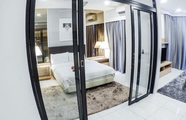 1Tebrau Premium Suites by 12stay - Photo 13