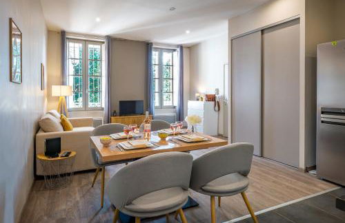 Wi-Fi - Netflix - Spacieux - Centre-ville - CASA SERENIA - Foto 2