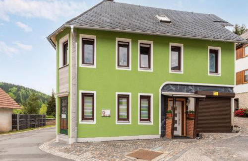 Lovely Apartment in Stützerbach near Forest - Photo 14