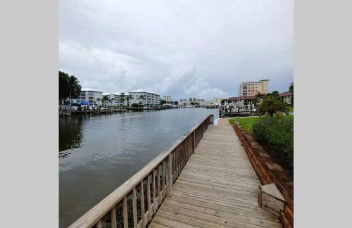 Luxury Beach Condo Located On The Bay In A Tropical Oasis!!! - Foto 28