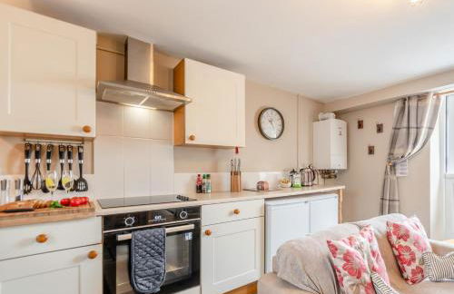 2 Bed in Cosheston oc-fb060 - Foto 3