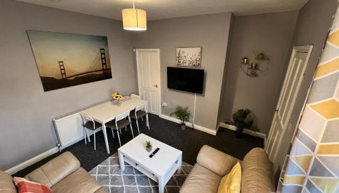 3Bed-Near A1 Motorway-FreeParking-by Holiday Homes - Foto 4