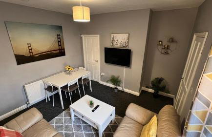 3Bed-Near A1 Motorway-FreeParking-by Holiday Homes - Foto 4