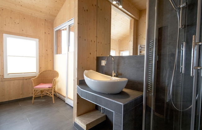 Beautiful Chalet With hot tub - Foto 9